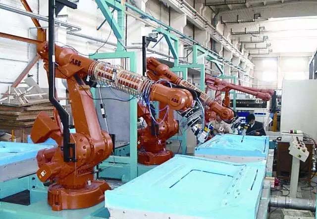 還在“佛系”手工噴涂？“仙系”手把手示教機器人已經(jīng)駕臨！-3